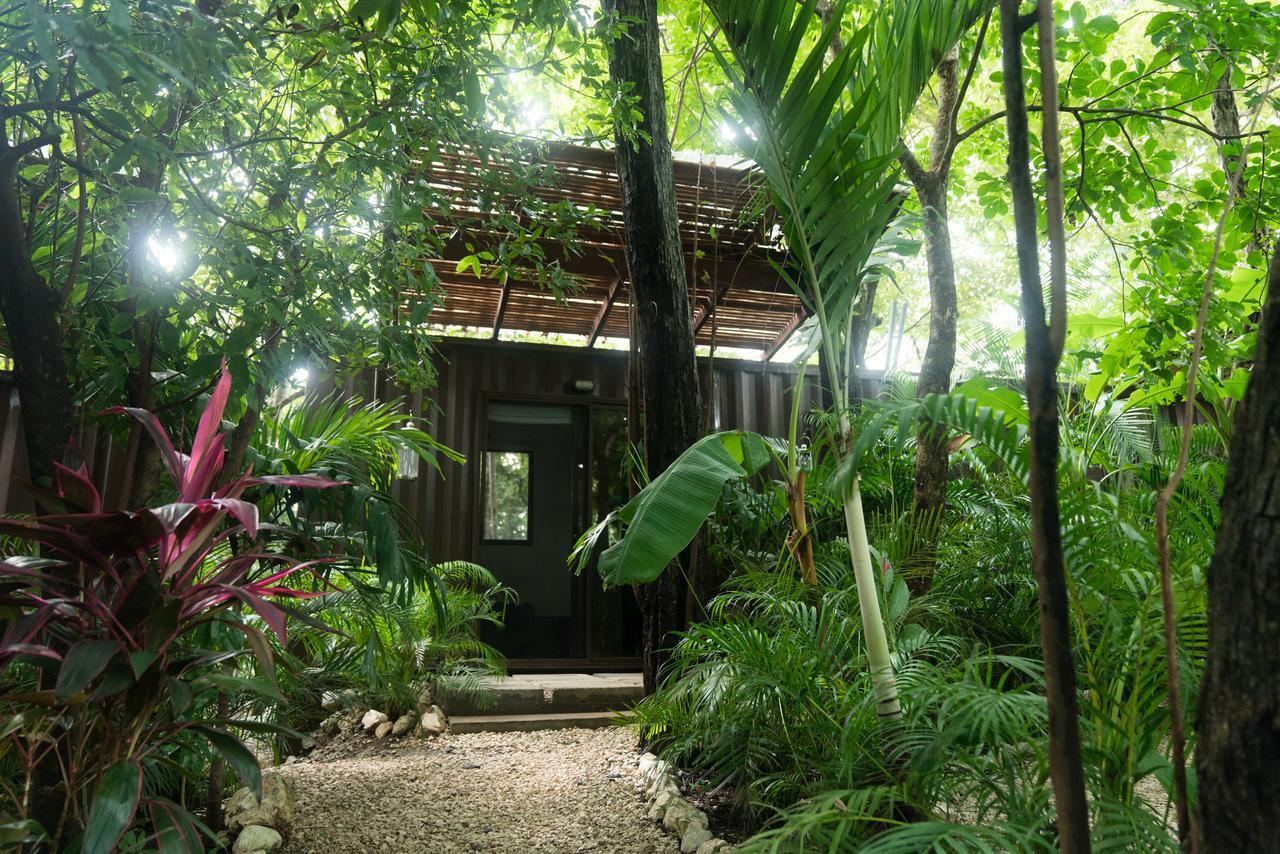 Green Sanctuary Hotel 노사라 외부 사진