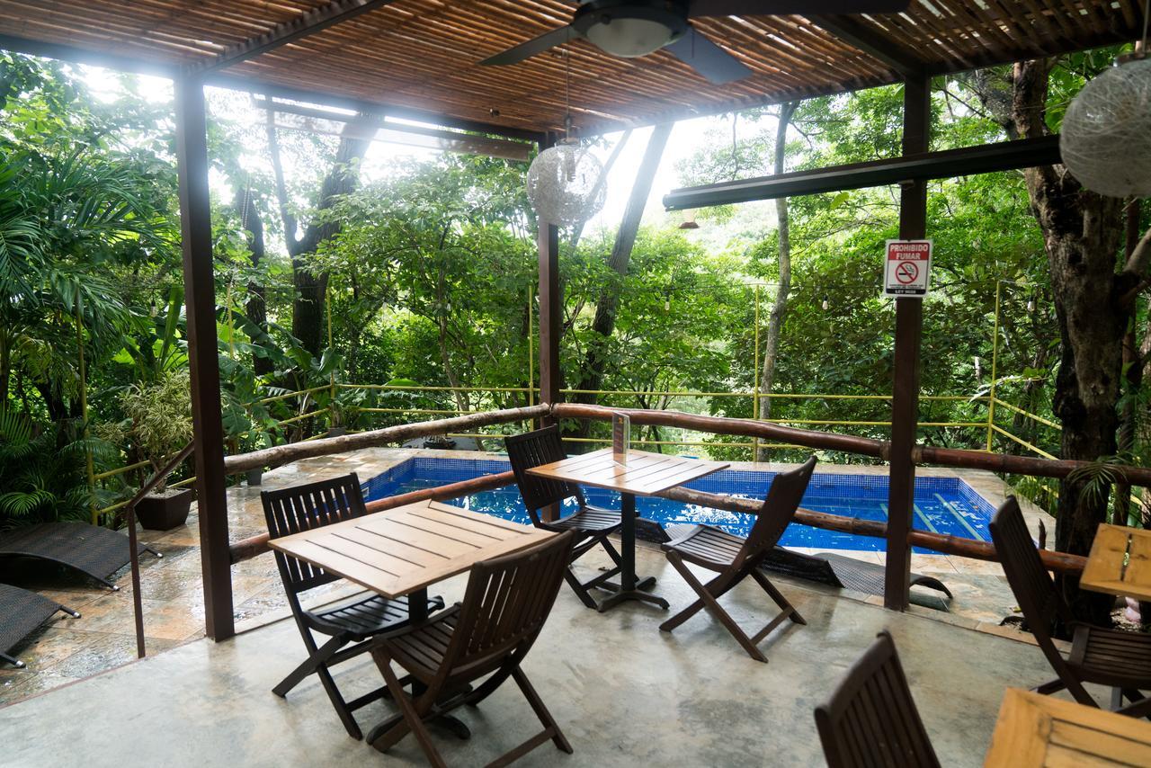 Green Sanctuary Hotel 노사라 외부 사진