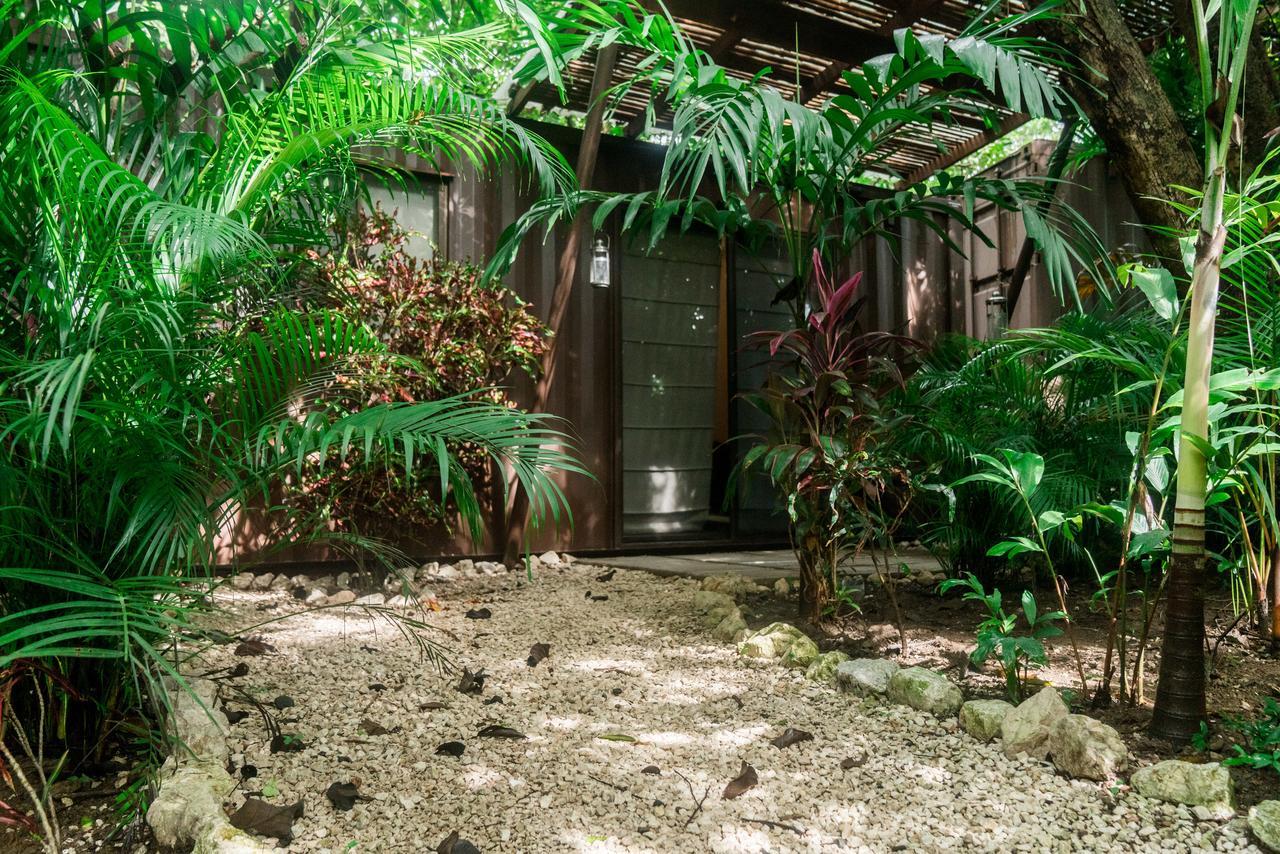 Green Sanctuary Hotel 노사라 외부 사진