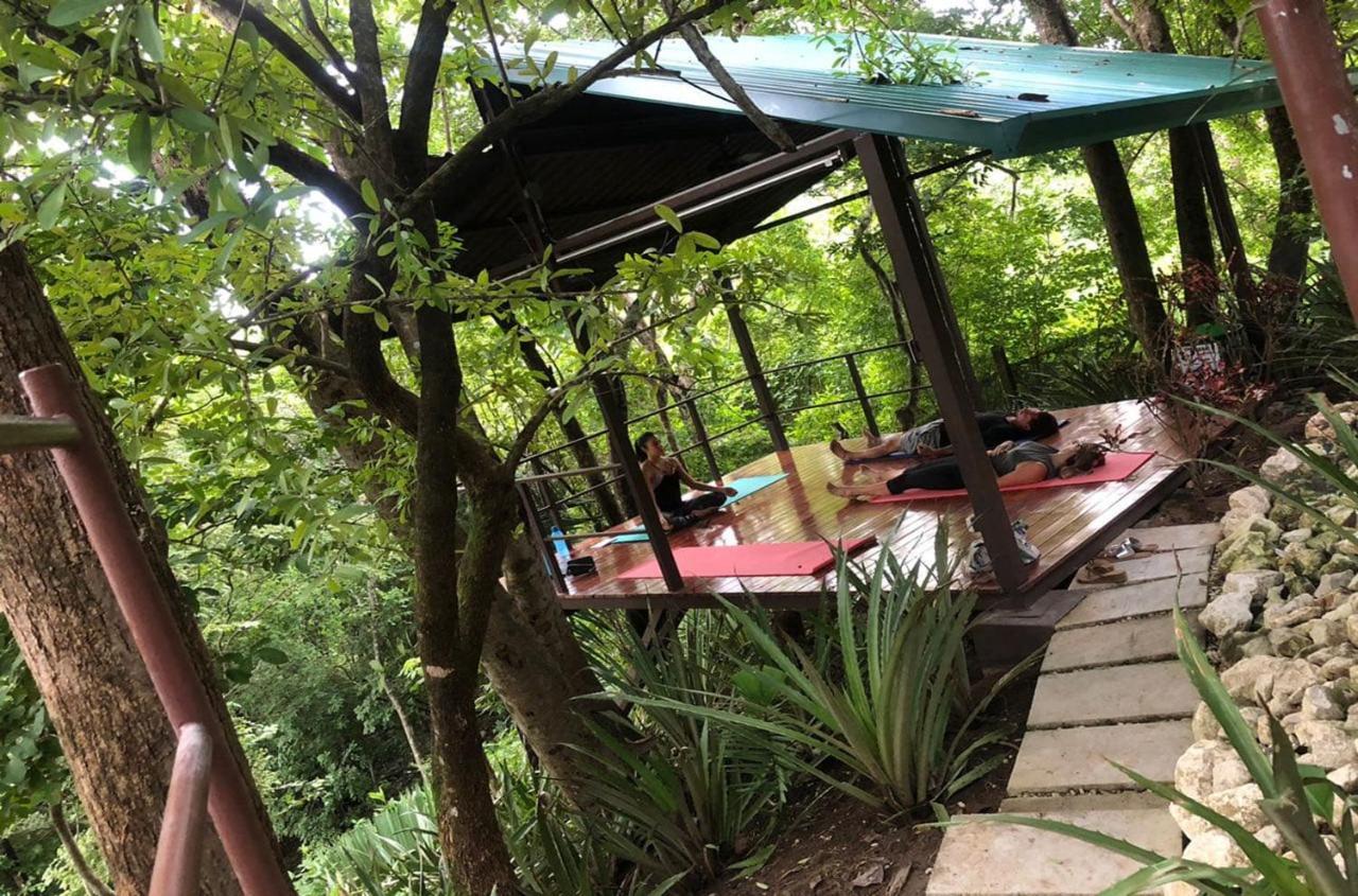 Green Sanctuary Hotel 노사라 외부 사진